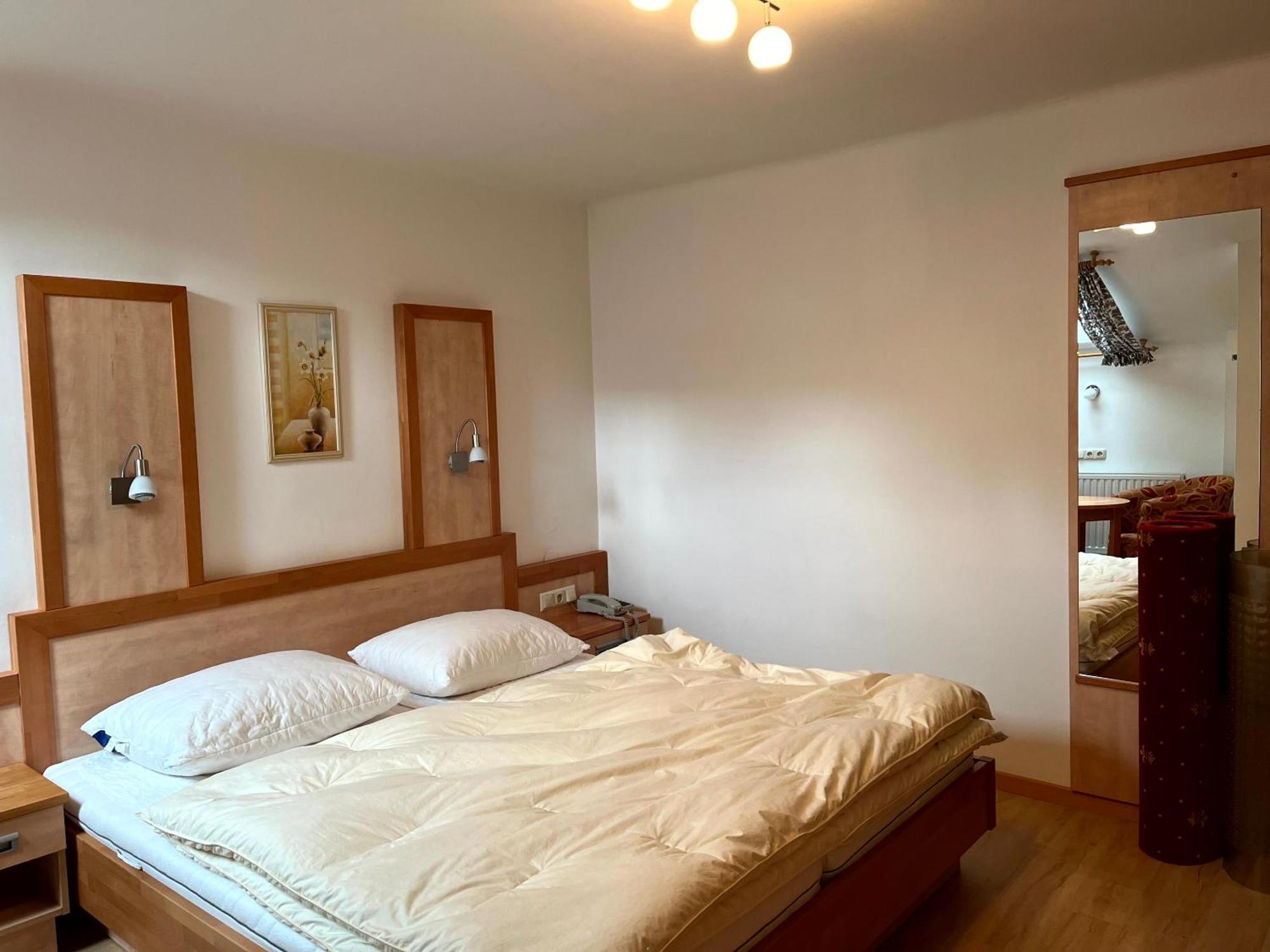 Pension Haus Riedlsperger Saalbach-Hinterglemm Rum bild